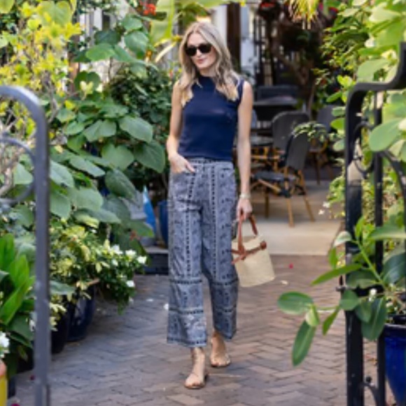 Julia Amory Pants - NWT - Julia Amory The Babe Pant XS - Peacoat Marbella